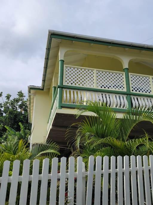 Juju'S Cottage With Magnificent Views Laborie 外观 照片